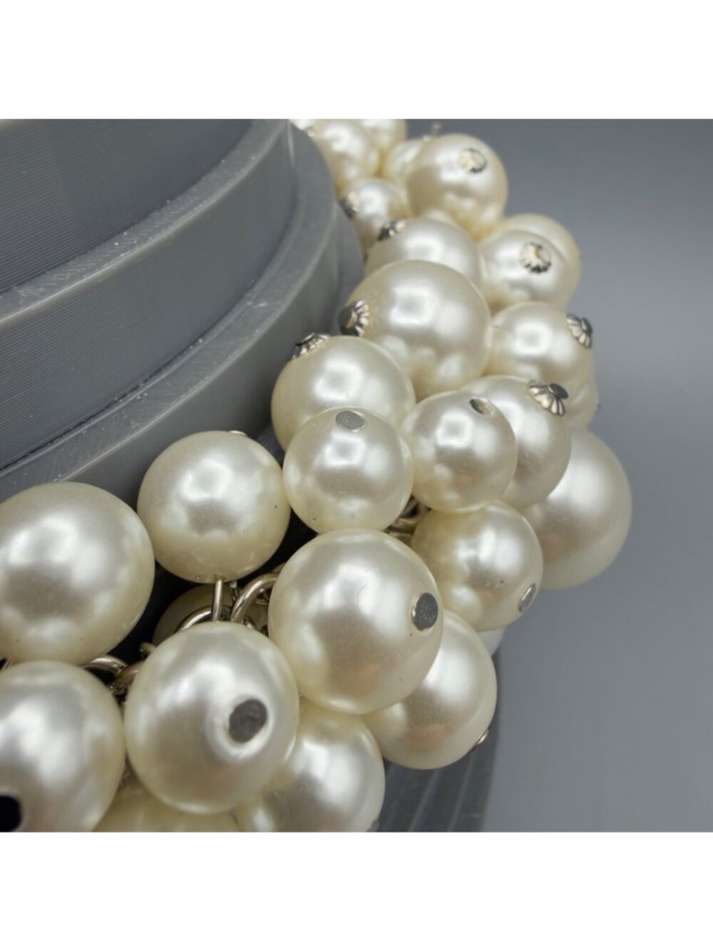 Faux Pearl Bib Necklace Chunky Bubble Cluster Statement Collar Silver Tone 16" - Picture 8 of 9